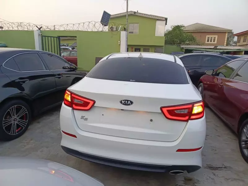 KIA K5   - 2015