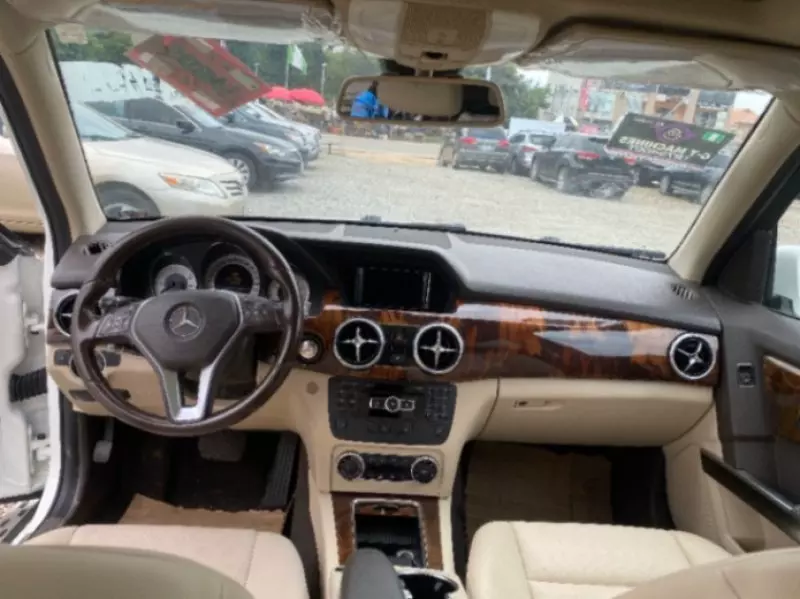 Mercedes-Benz GLK 350 - 2013
