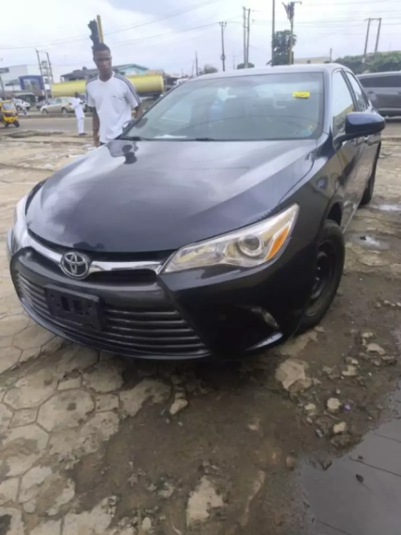 Toyota Camry   - 2017