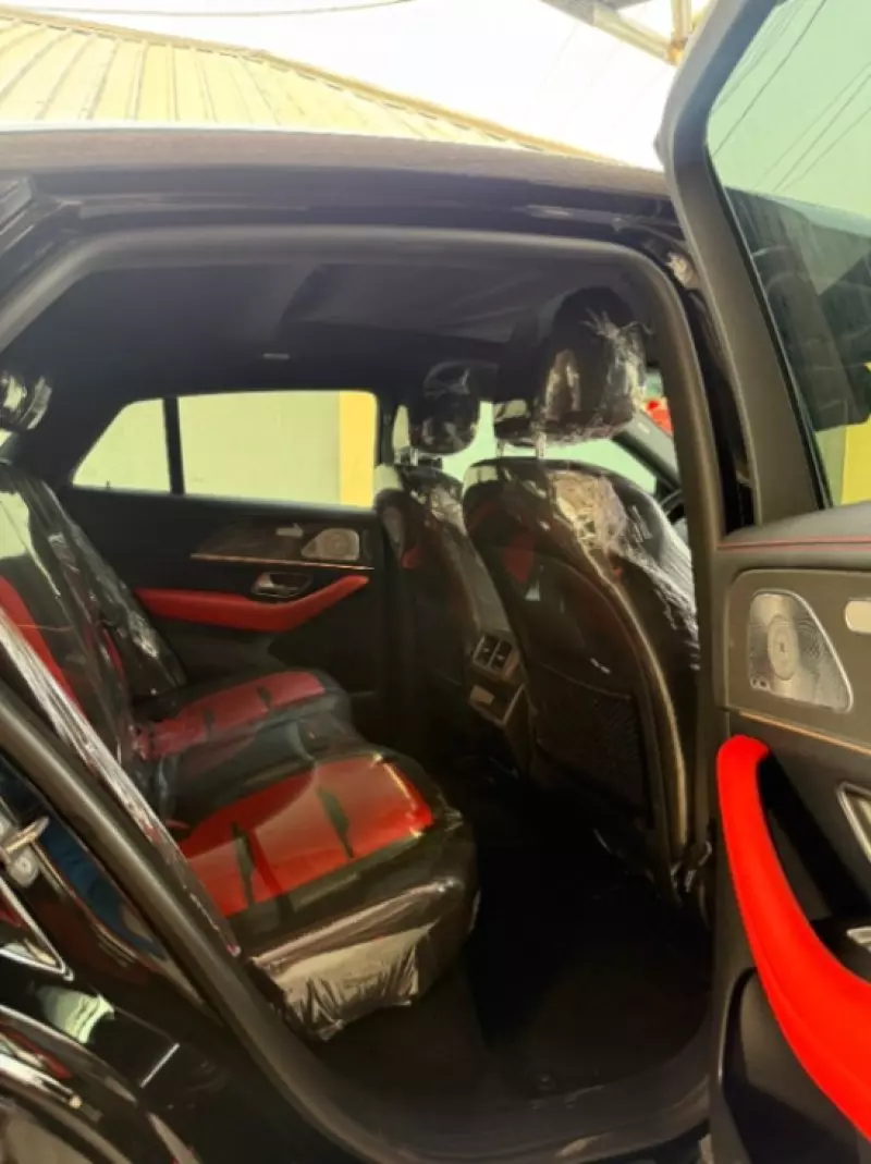 Mercedes-Benz GLE-Class   - 2021