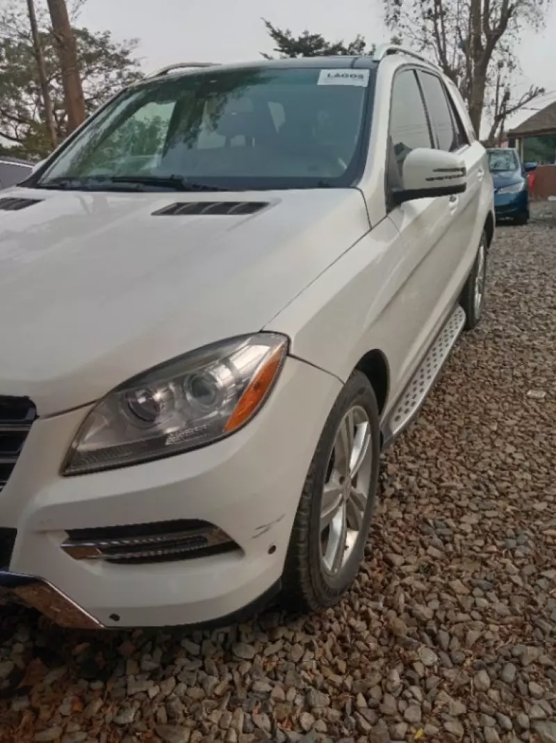 Mercedes-Benz ML-Class   - 2012