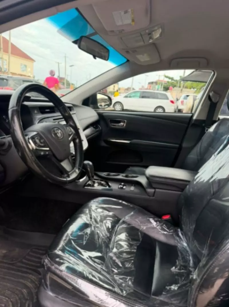 TOYOTA Avalon   - 2016