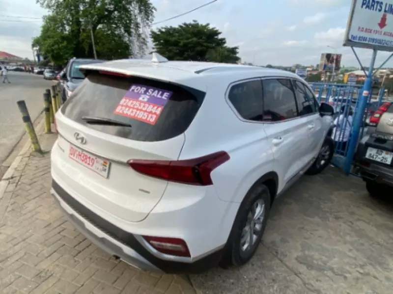Hyundai Santa Fe - 2022