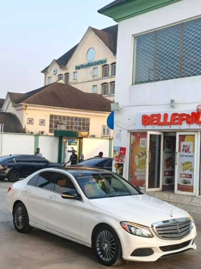 Mercedes-Benz C-Class   - 2015