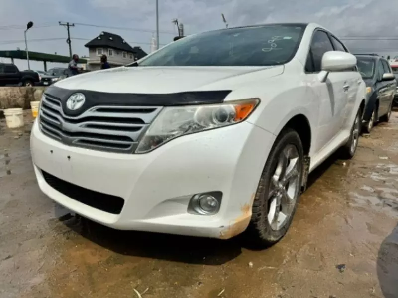 Toyota Venza   - 2013