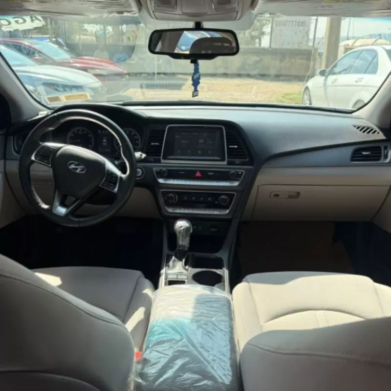 Hyundai Sonata   - 2018