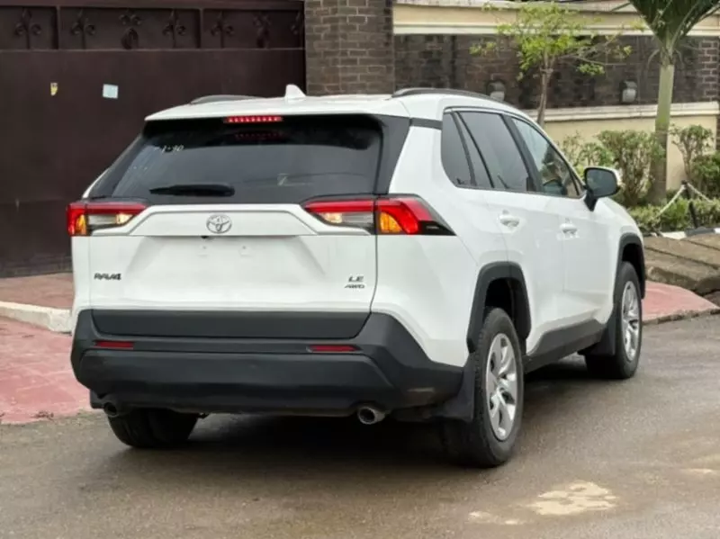 TOYOTA Rav4   - 2020