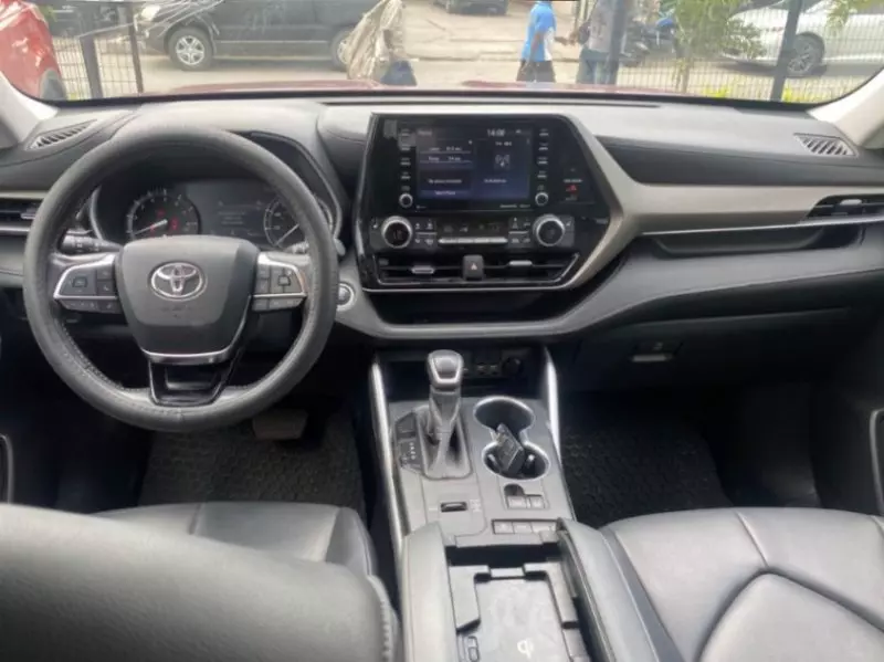 Toyota Highlander - 2020