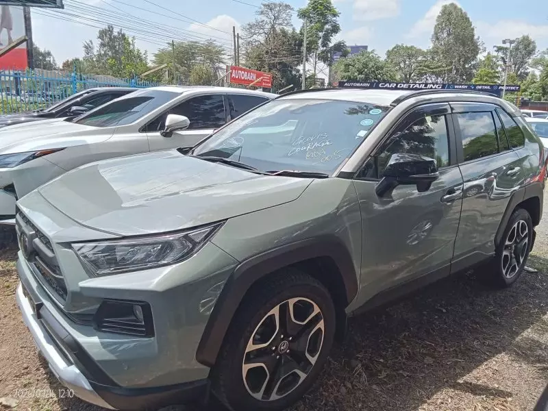 TOYOTA RAV 4   - 2019