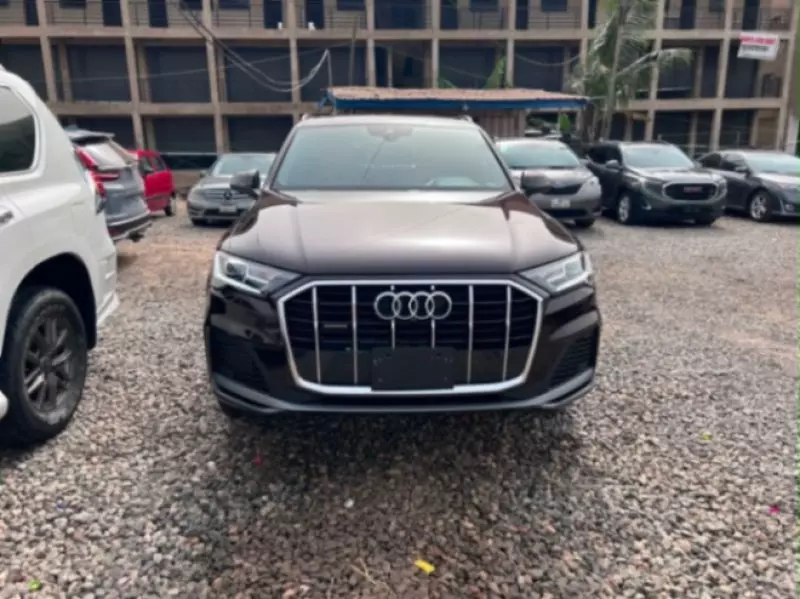 Audi Q7   - 2020