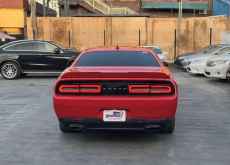 Dodge Challenger   - 2015