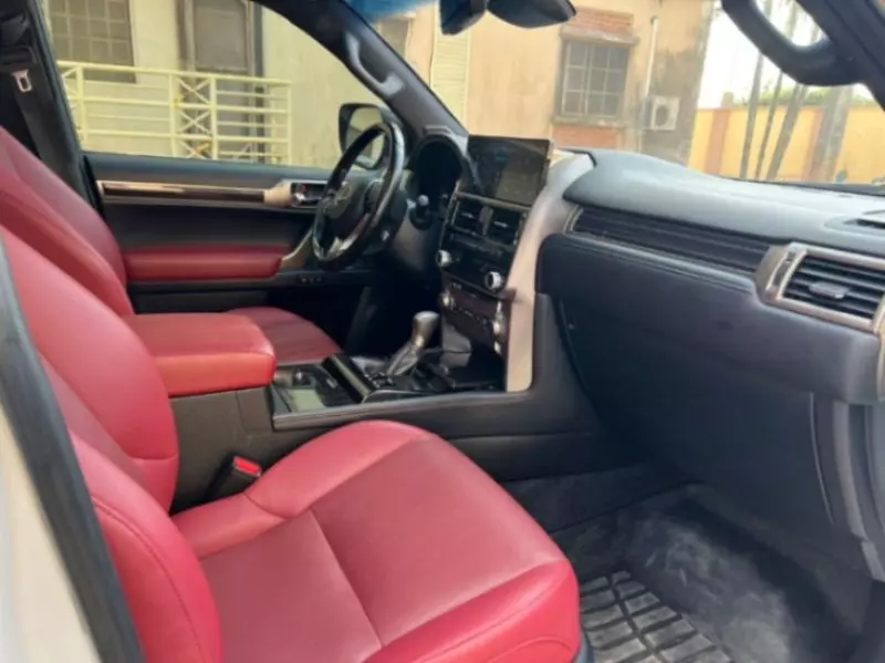 Lexus GX 460   - 2020