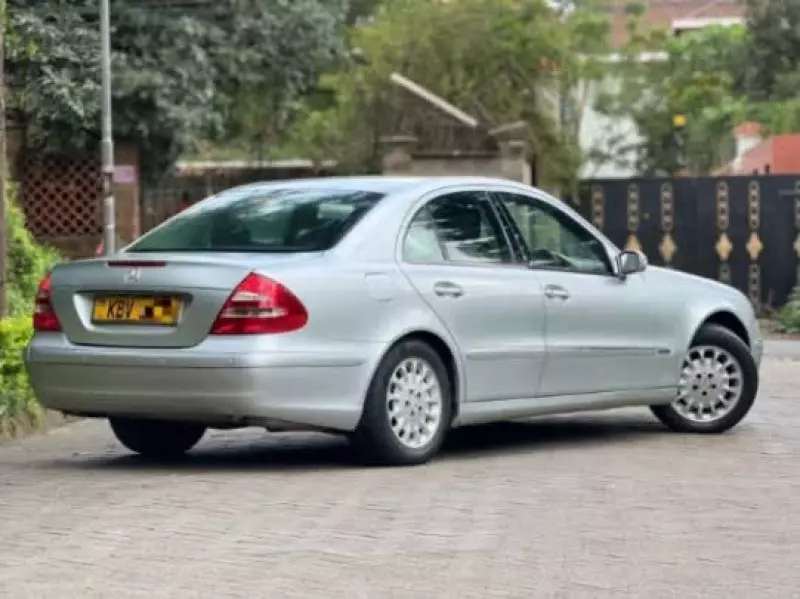 Mercedes-Benz E 200   - 2006