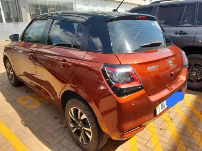 SUZUKI Swift GLX   - 2024