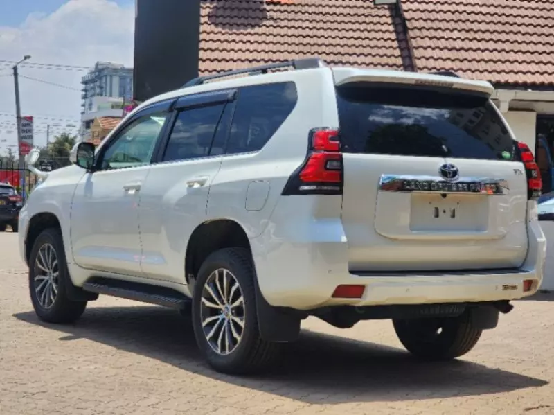 Toyota Landcruiser Prado   - 2020