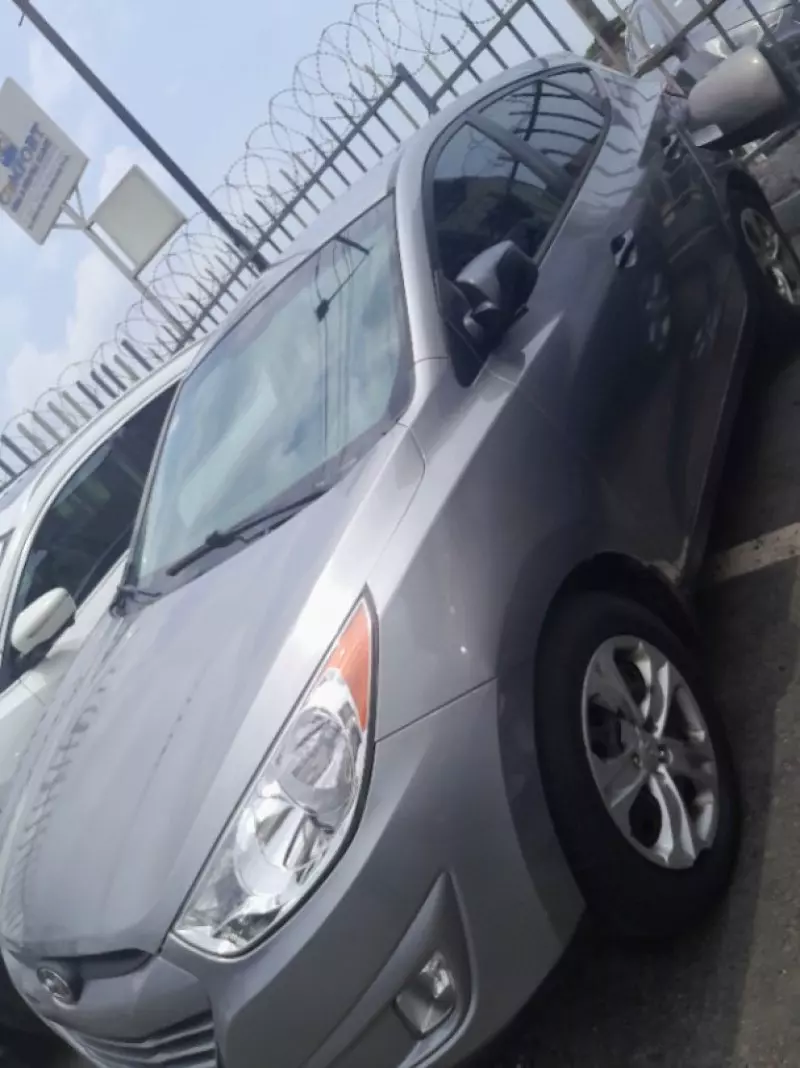 Hyundai Tucson   - 2011
