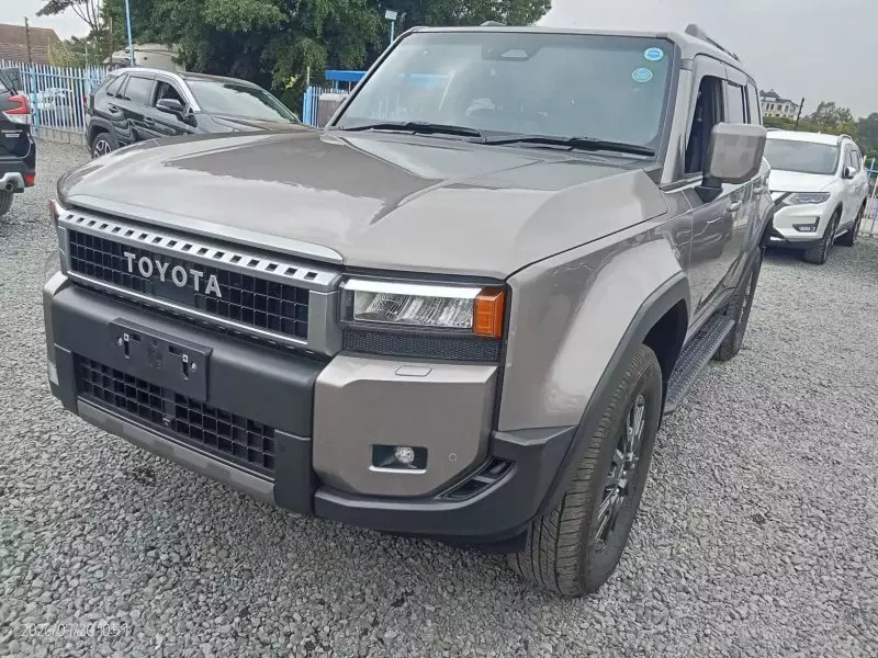 TOYOTA Landcruiser Prado - 2024