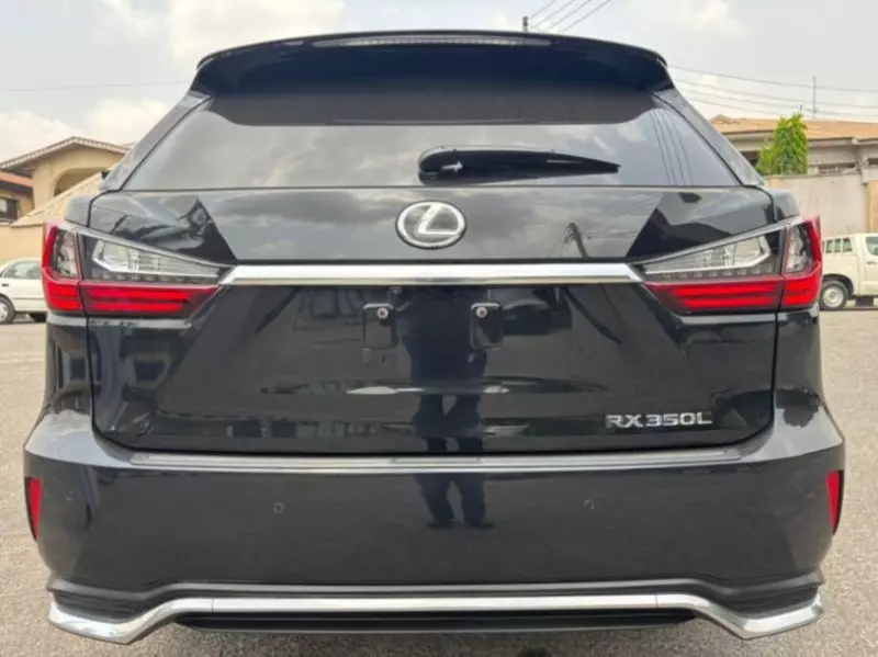 Lexus RX   - 2018