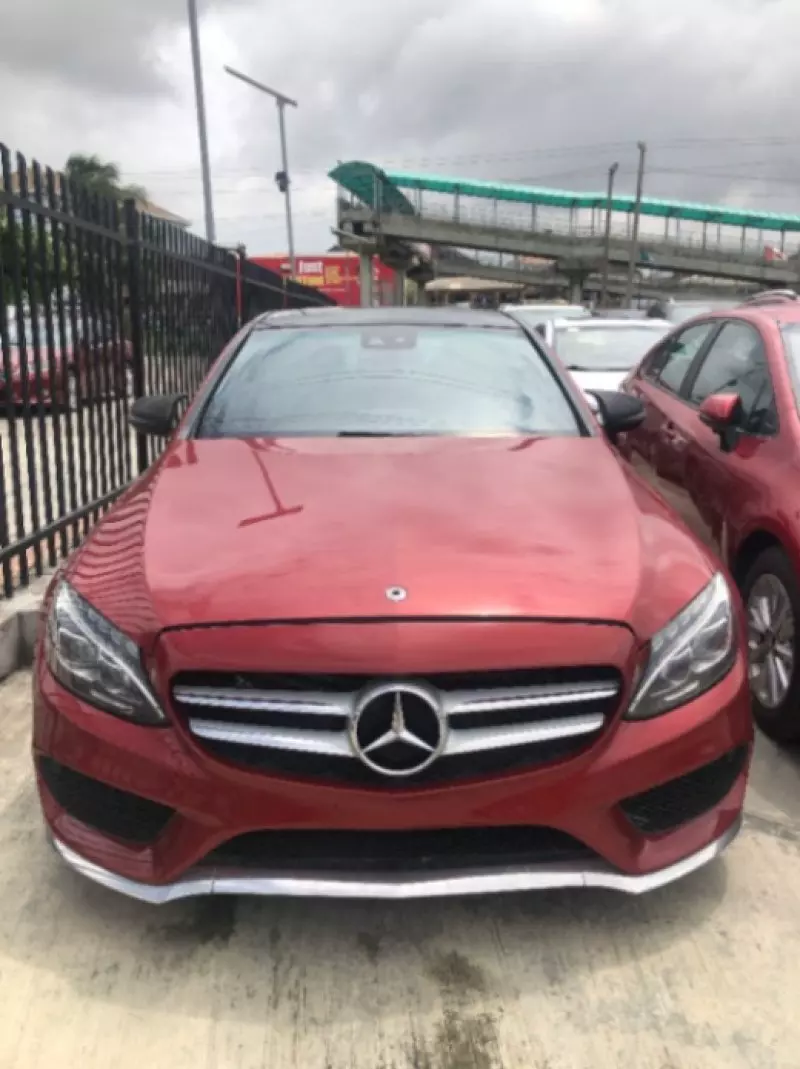 Mercedes-Benz C400   - 2016