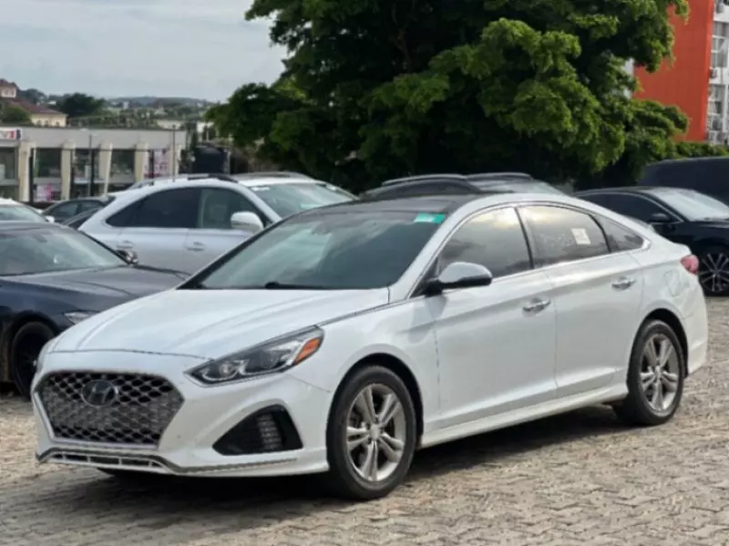 Hyundai Sonata   - 2019