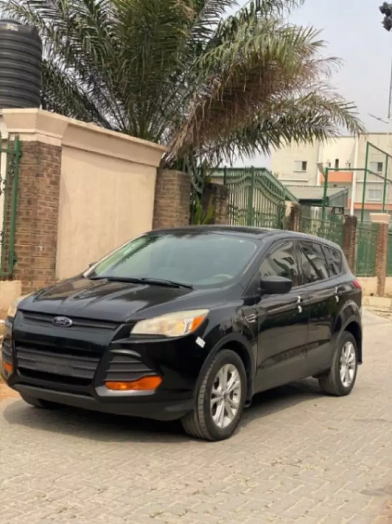 Ford Escape   - 2013