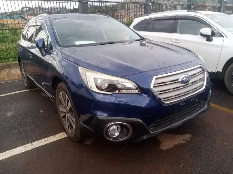 Subaru Outback   - 2015