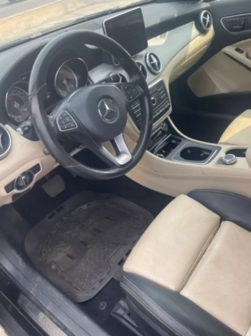 Mercedes-Benz GLE 250   - 2017