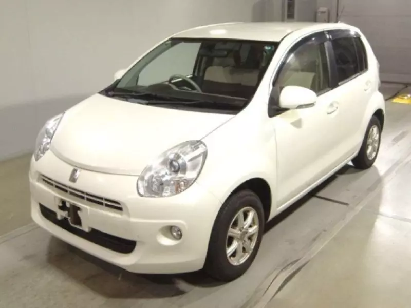 Toyota Spacio   - 2012