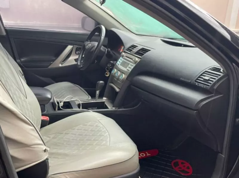 Toyota Camry   - 2007