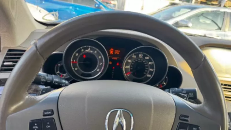 Acura MDX   - 2010