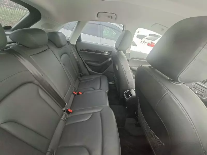 Audi Q3   - 2014