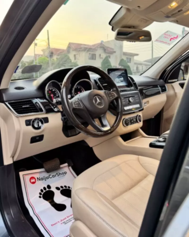 Mercedes-Benz GLE-Class   - 2017