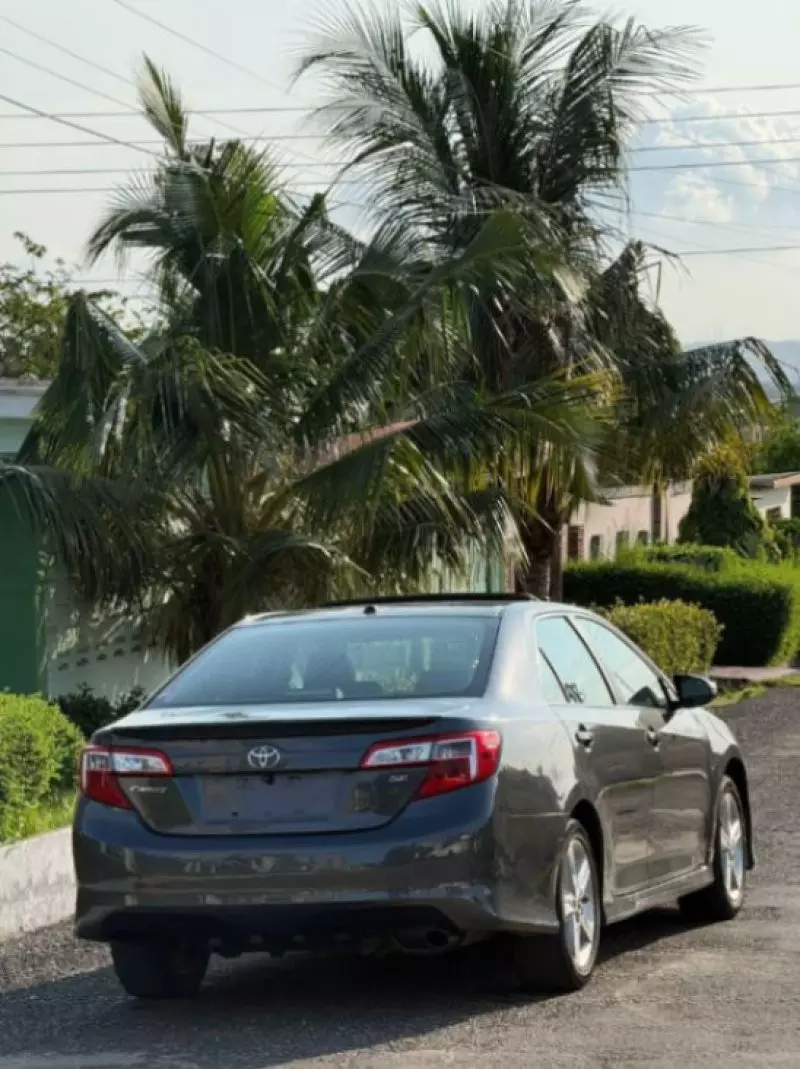 TOYOTA Camry   - 2014