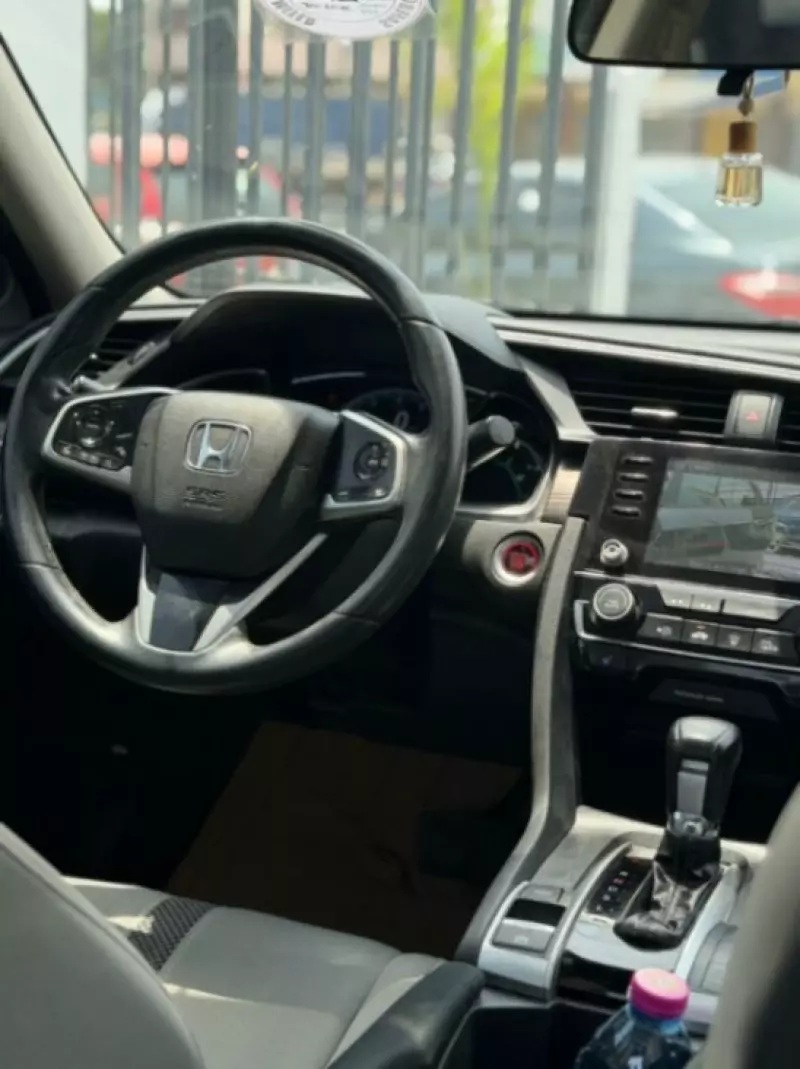 Honda Civic   - 2019