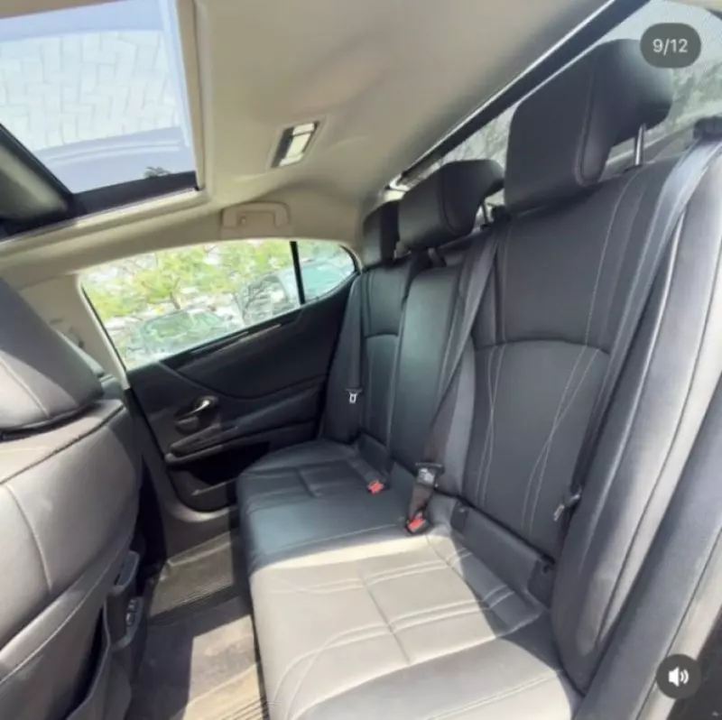Lexus ES 350   - 2019