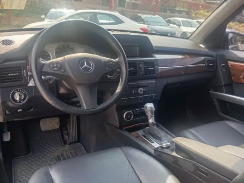 Mercedes-Benz GLK 350   - 2010