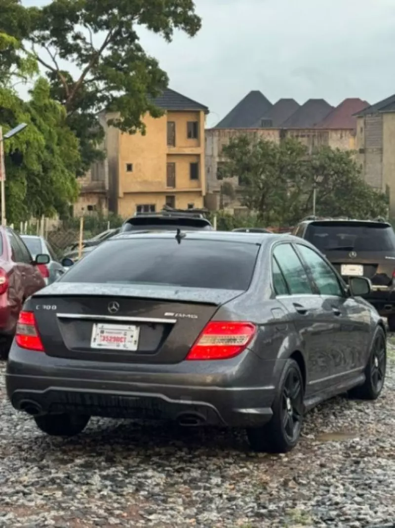 Mercedes-Benz C-Class   - 2008