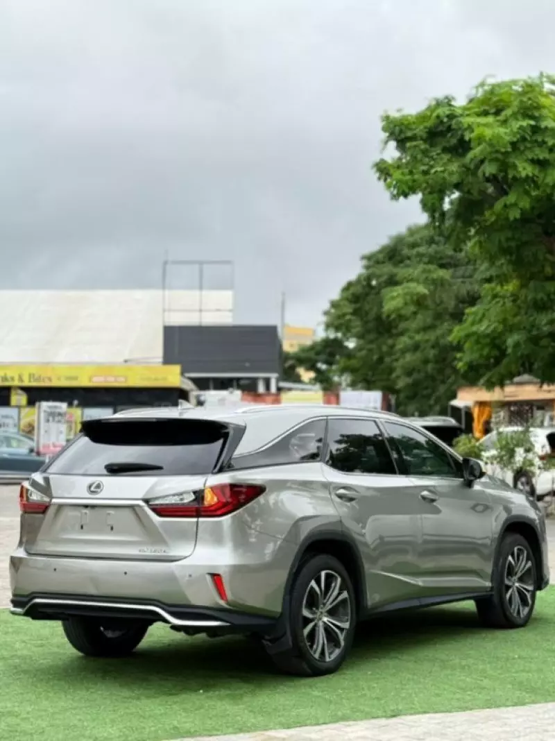 Lexus RX 350 - 2019