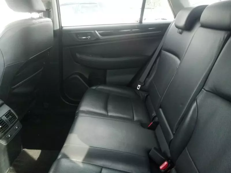 Subaru Outback   - 2014