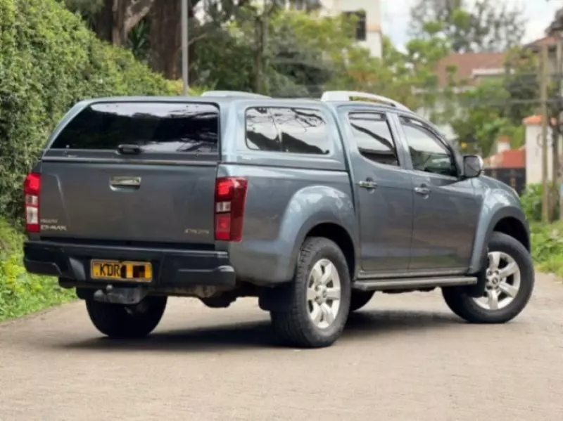 Isuzu D-Max   - 2017