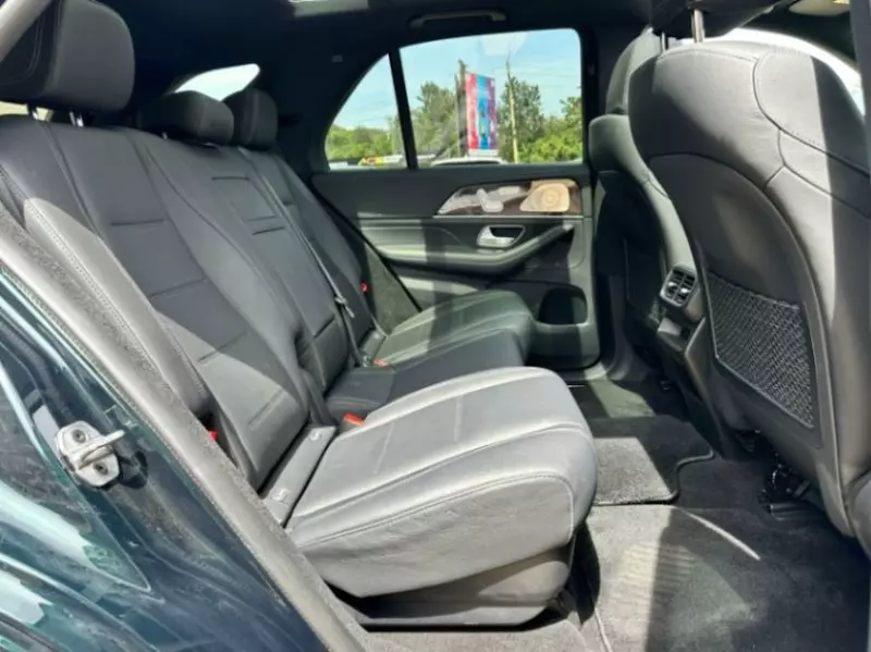 Mercedes-Benz GLE 300   - 2022