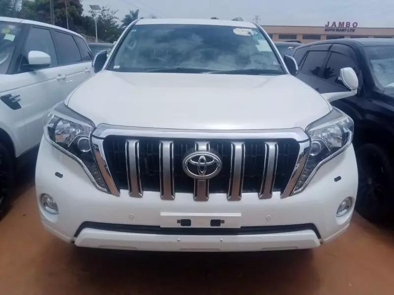 Toyota Landcruiser Prado   - 2016