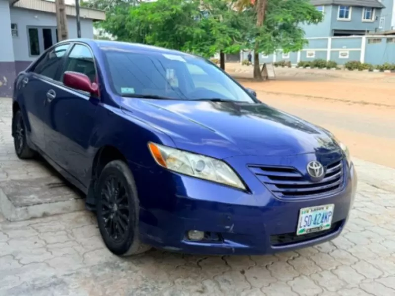 TOYOTA Camry - 2007