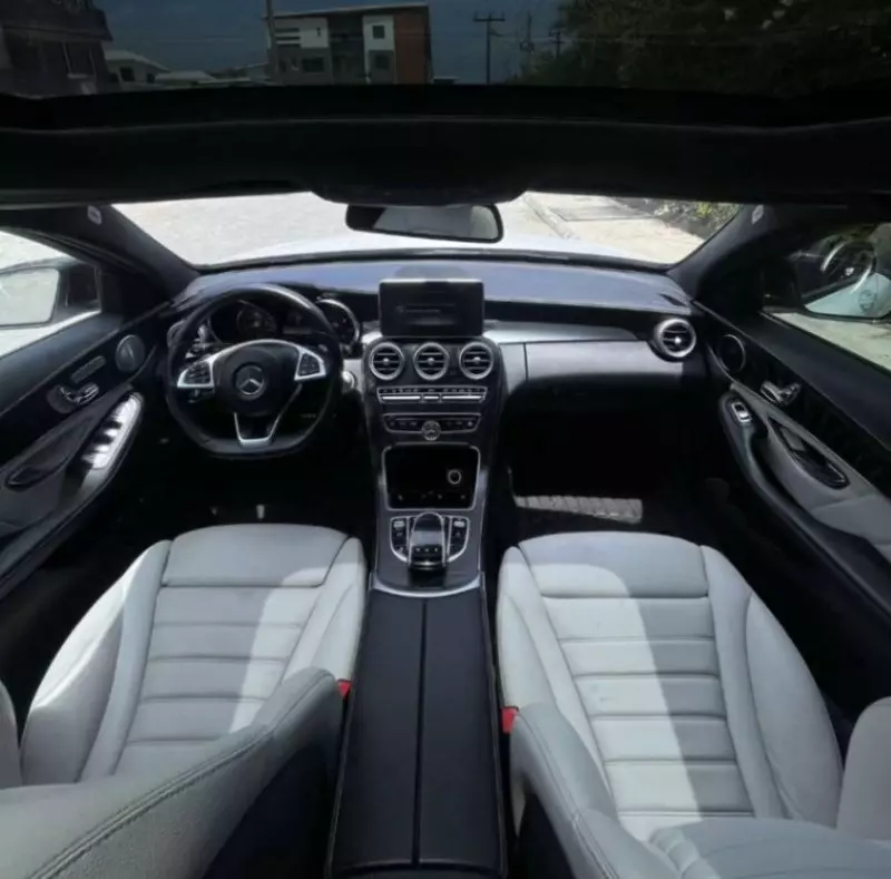 Mercedes-Benz C400   - 2015