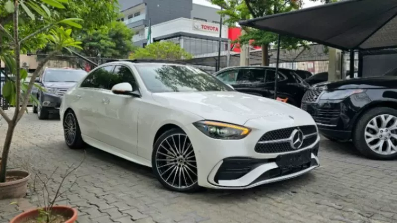 Mercedes-Benz C 300   - 2023