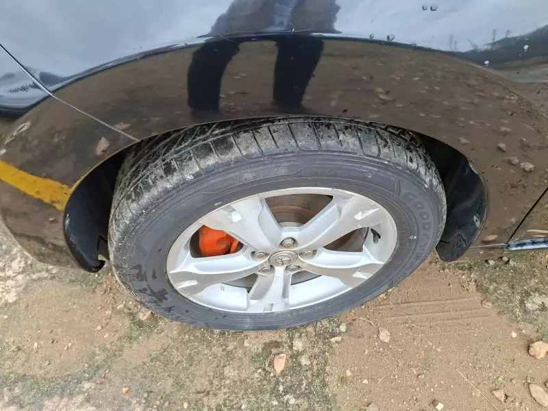 Toyota Ist    - 2012