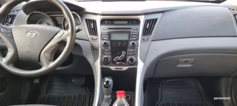 Hyundai Sonata   - 2013