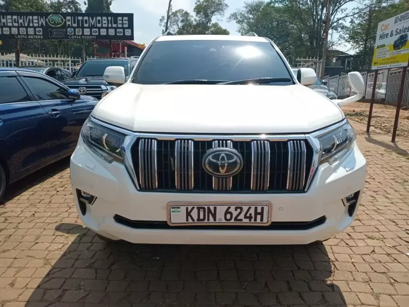 TOYOTA Land Cruiser - 2018