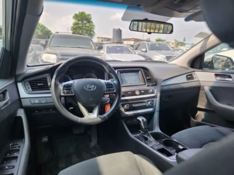 Hyundai Sonata   - 2018