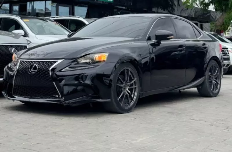 Lexus IS 250   - 2015